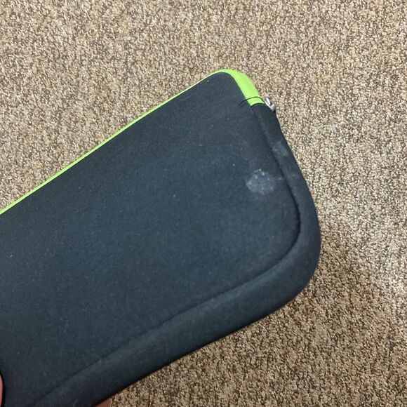 Stylish Black and Green Tablet Sleeve with Protective Padding - Picture 10 of 13